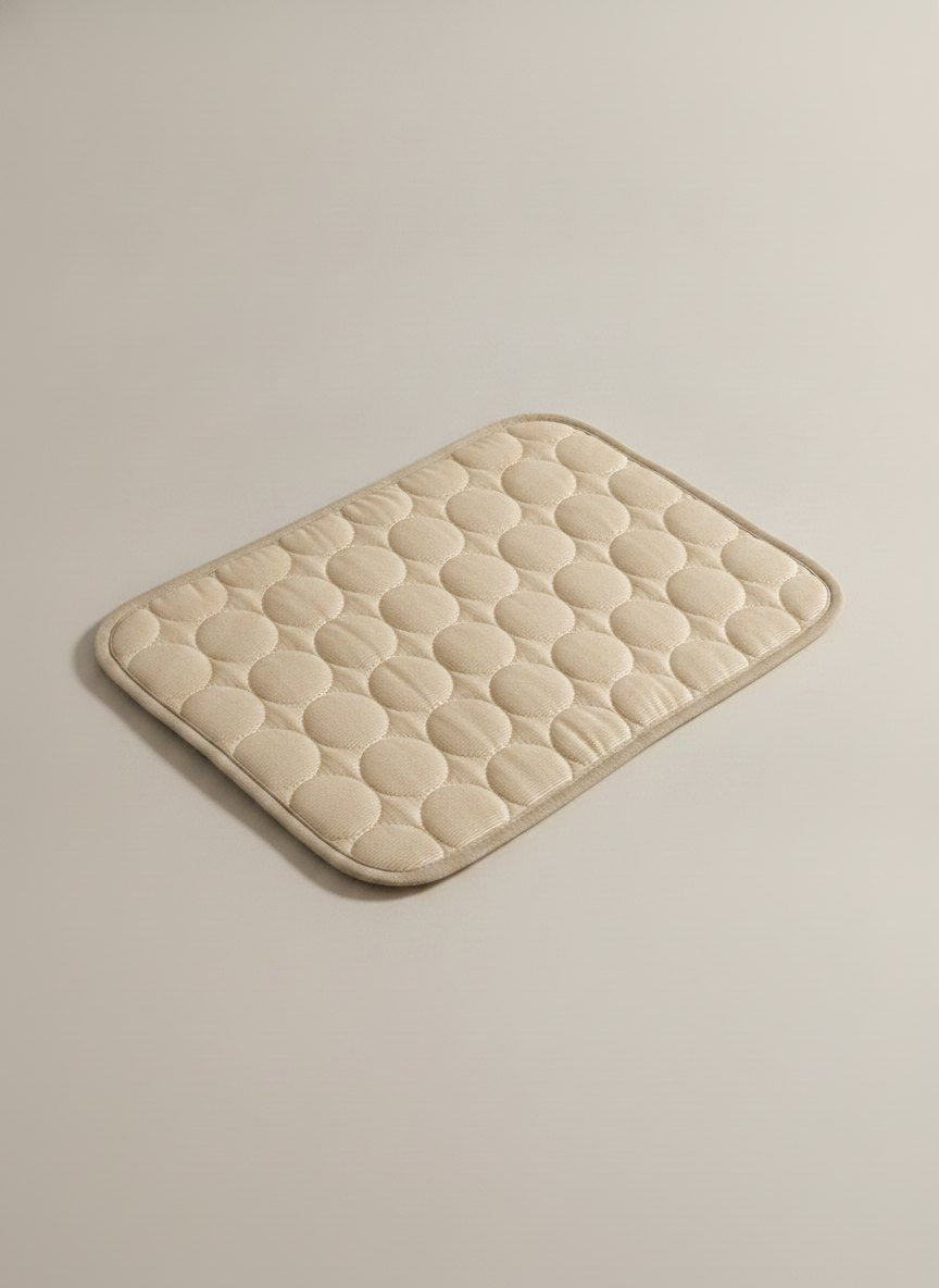 Tapis rafraîchissant FrostPaw beige posé à plat